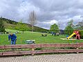 16.04.2024 - Arbeiten an der Umzäunung und Pflege der Anlage Foto: Franziska Meier, Bockau